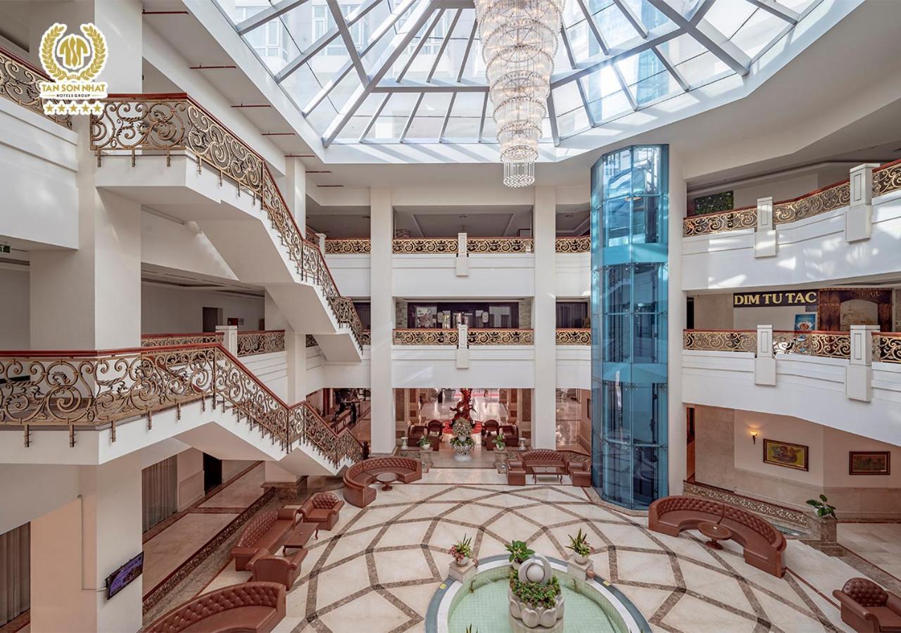 Tan Son Nhat Saigon Hotel Хошимин Экстерьер фото