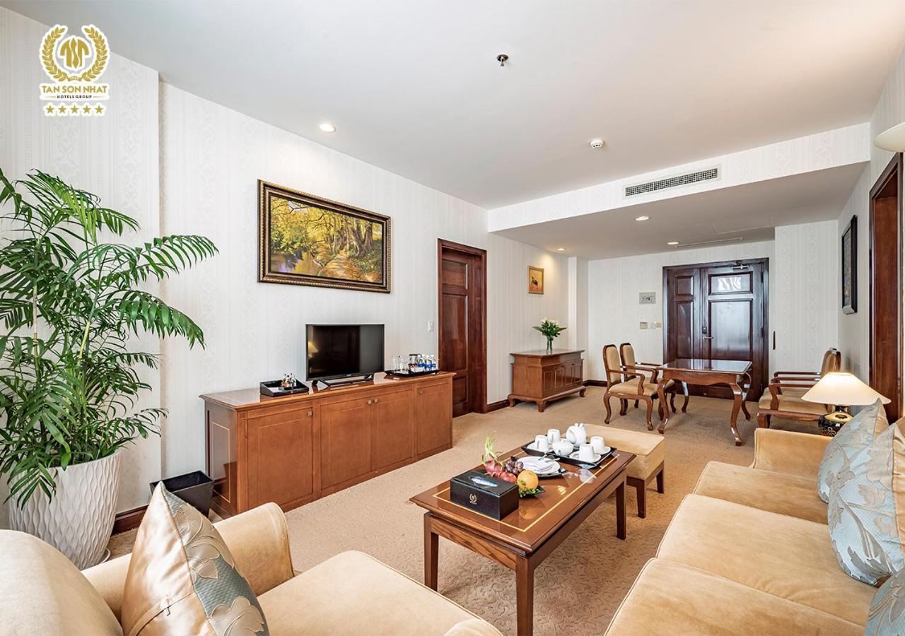 Tan Son Nhat Saigon Hotel Хошимин Экстерьер фото
