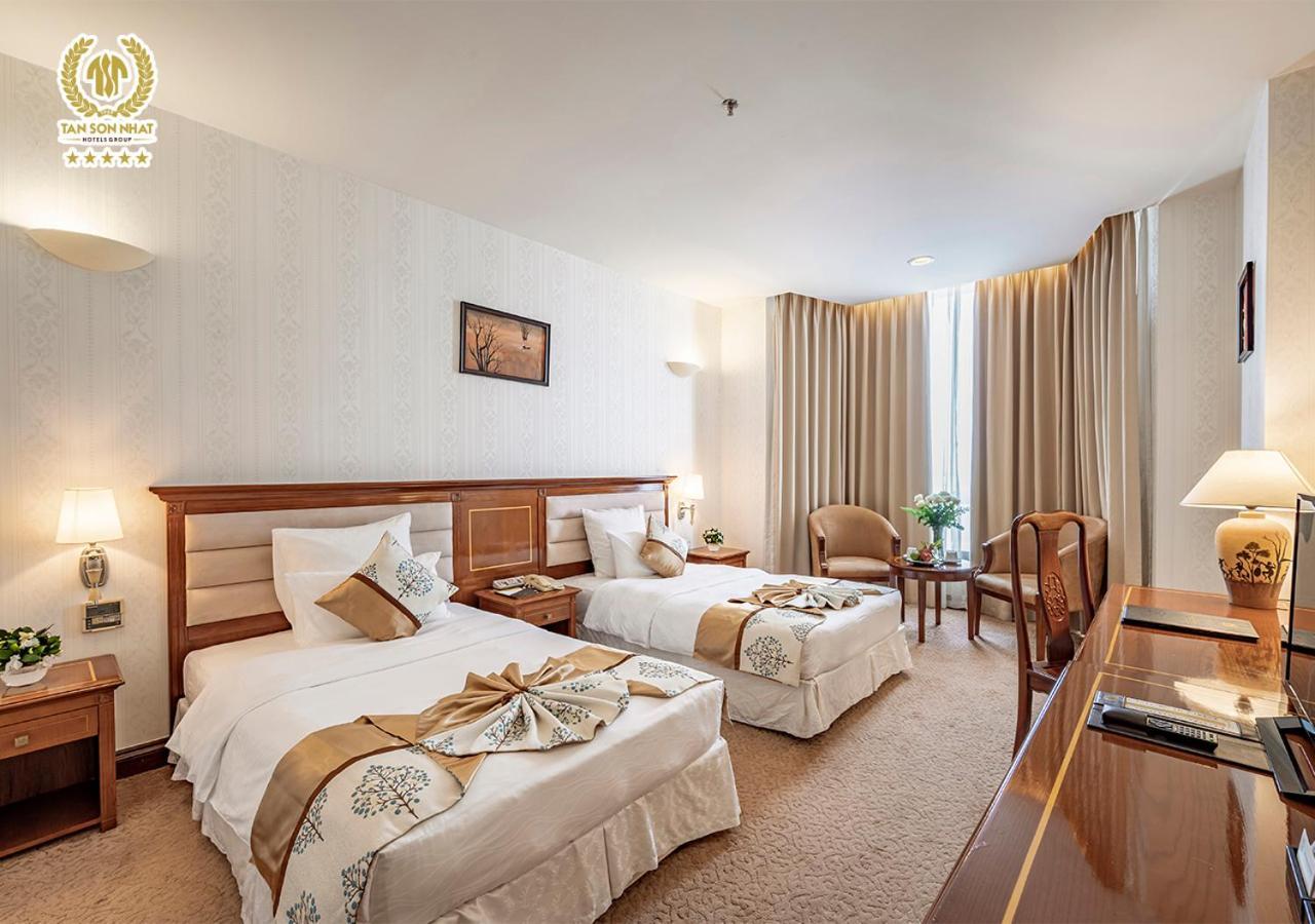 Tan Son Nhat Saigon Hotel Хошимин Экстерьер фото
