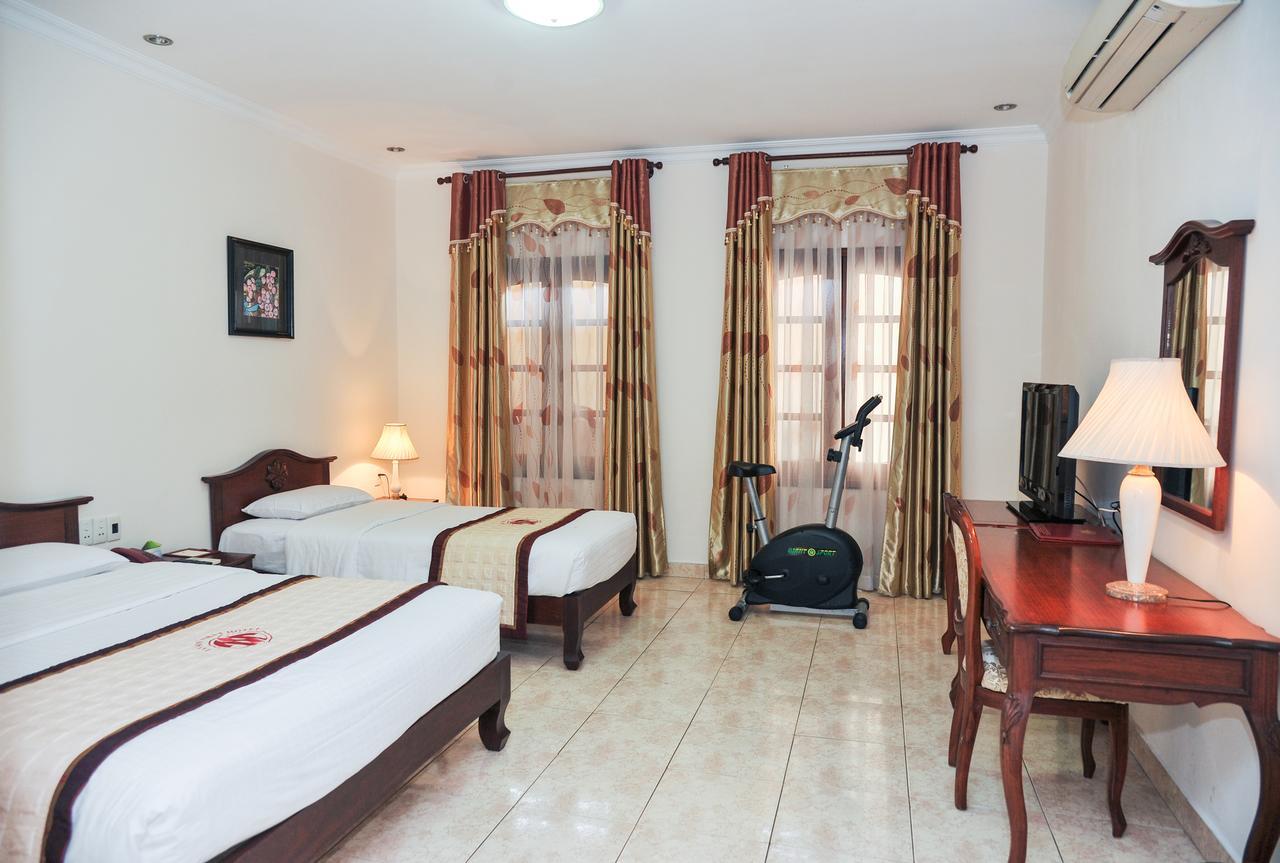 Tan Son Nhat Saigon Hotel Хошимин Экстерьер фото