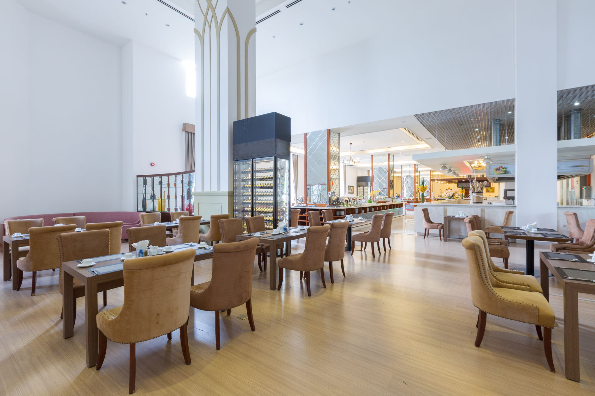 Tan Son Nhat Saigon Hotel Хошимин Экстерьер фото